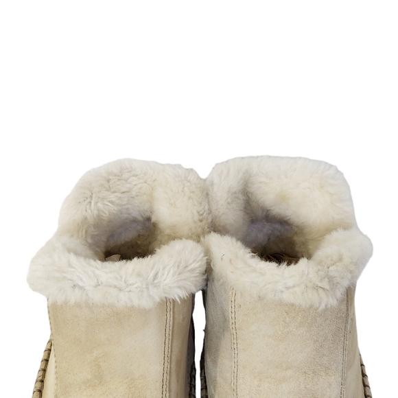 Cabelas 5" High Drift Winter Boots in Cream, Ivory Fur Lining Womens Size 6 - Picture 10 of 11